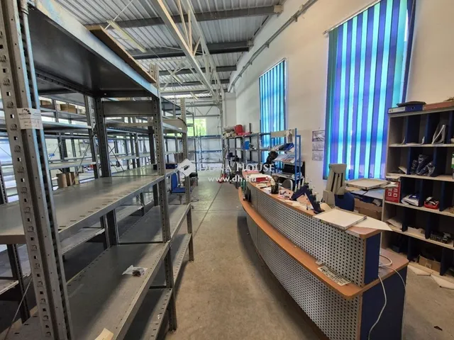 Kiadó kereskedelmi és ipari ingatlan Tatabánya 600 nm