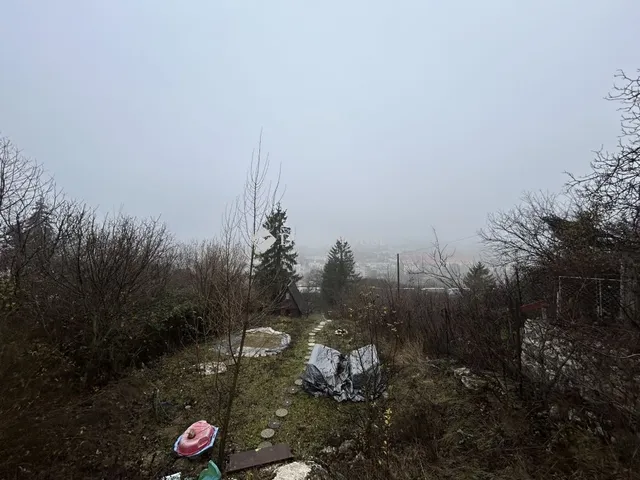 Eladó nyaraló Tatabánya 12 nm