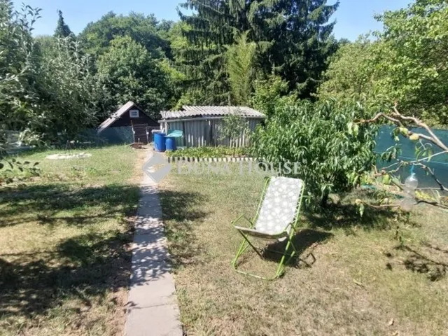 Eladó nyaraló Tatabánya 30 nm