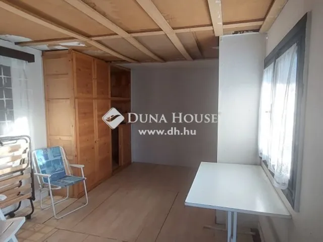 Eladó telek Tatabánya 1081 nm