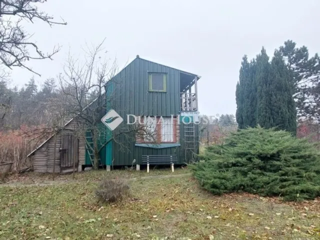 Eladó nyaraló Vértesszőlős 36 nm