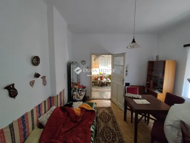 Eladó ház Neszmély 65 nm