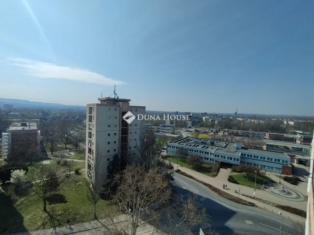 Eladó lakás Tatabánya, Újváros 57 nm