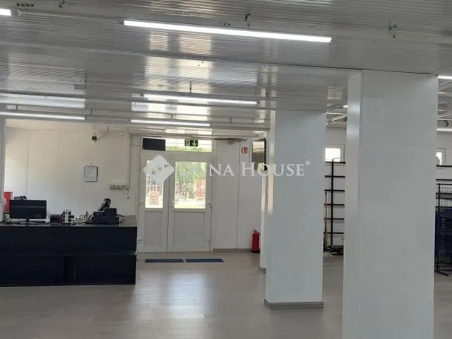 Eladó kereskedelmi és ipari ingatlan Oroszlány 637 nm