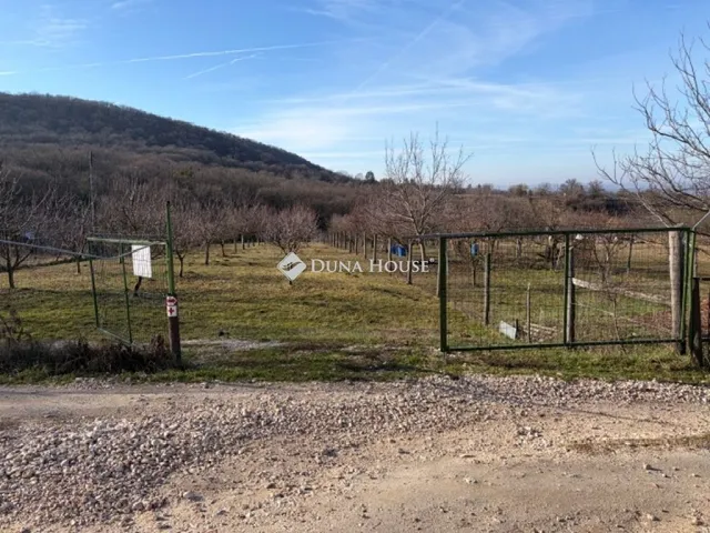 Eladó telek Tata 1917 nm