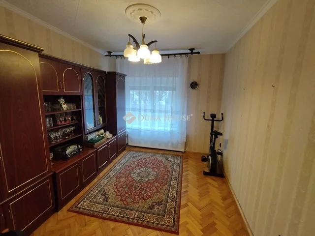 Eladó ház Tatabánya, Felsőgalla 222 nm