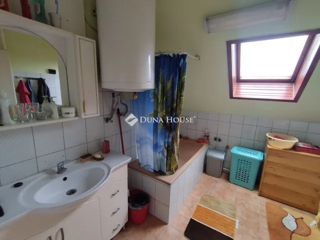 Eladó ház Tatabánya, Felsőgalla 222 nm