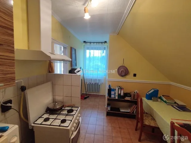 Eladó ház Tatabánya, Felsőgalla 222 nm