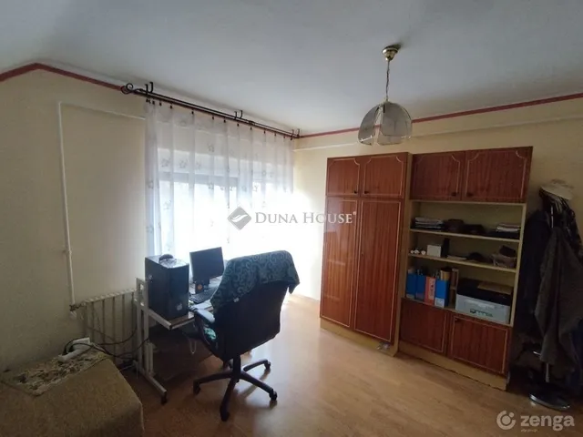 Eladó ház Tatabánya, Felsőgalla 222 nm
