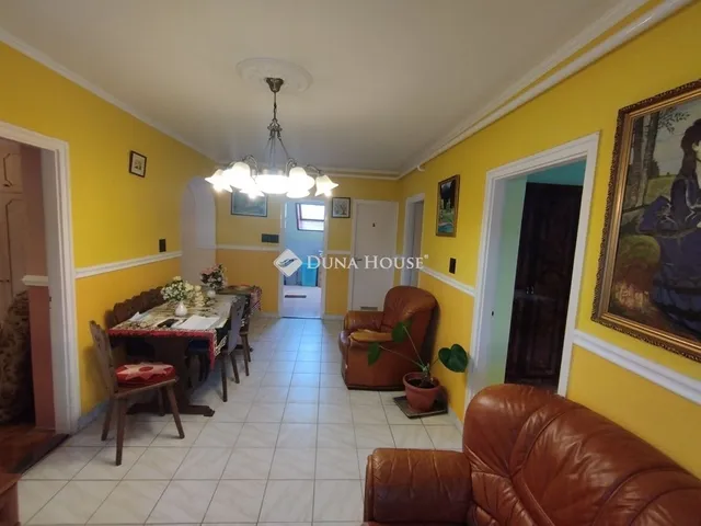 Eladó ház Tatabánya, Felsőgalla 222 nm