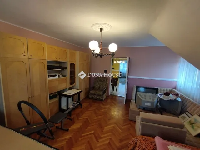 Eladó ház Tatabánya, Felsőgalla 222 nm