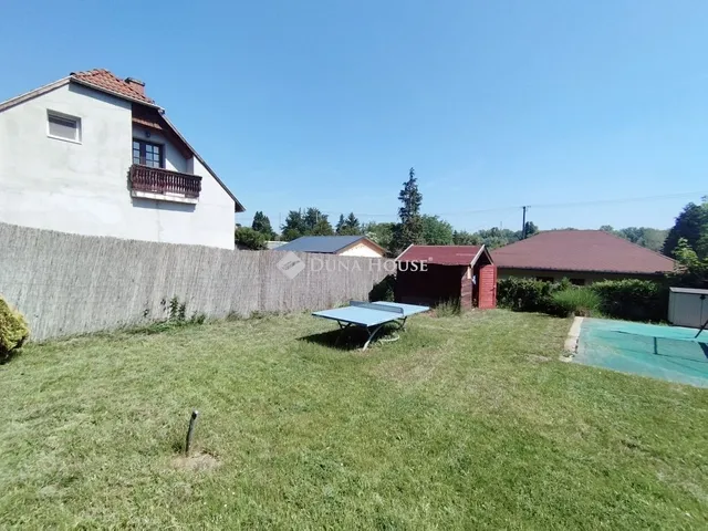 Eladó nyaraló Tatabánya 19 nm