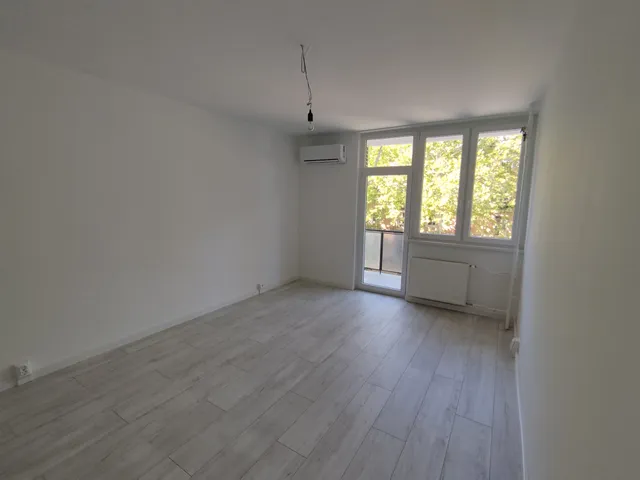 Eladó lakás Tatabánya, Újváros 92 nm