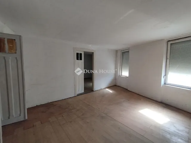 Eladó ház Tatabánya, Felsőgalla 170 nm