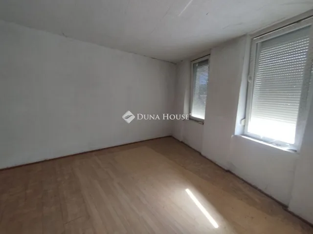 Eladó ház Tatabánya, Felsőgalla 170 nm