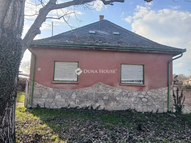 Eladó ház Komárom 82 nm