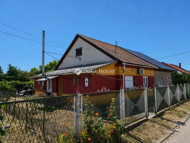 Eladó ház Környe 90 nm
