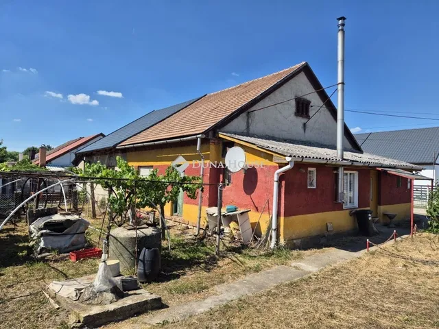 Eladó ház Környe 90 nm