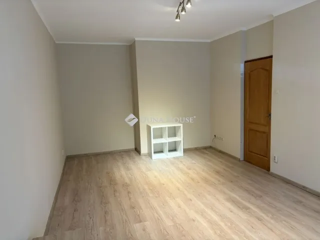 Eladó lakás Tatabánya, Újváros 43 nm