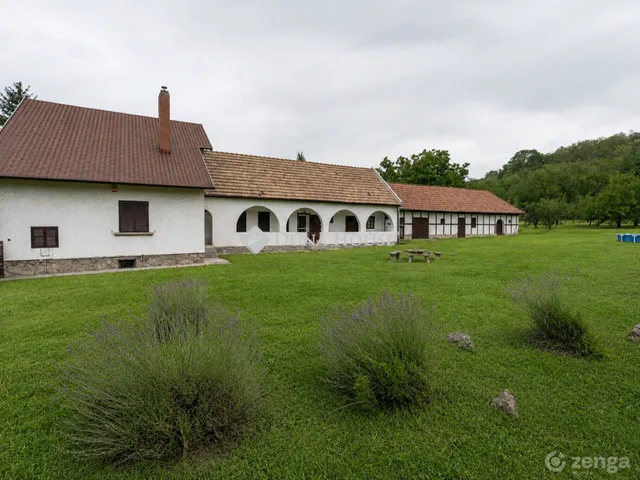 Eladó ház Tatabánya 190 nm