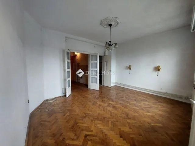 Eladó lakás Budapest II. kerület 89 nm