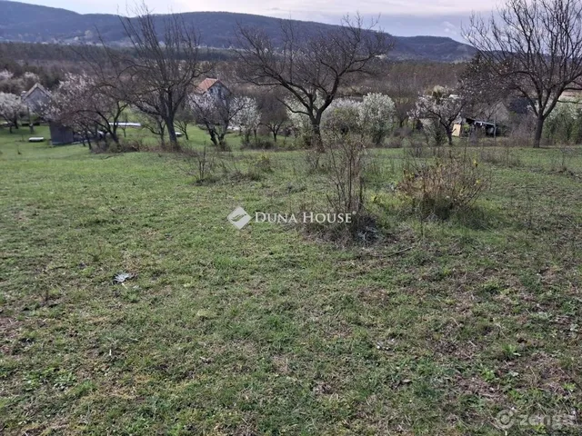 Eladó nyaraló Csákvár 50 nm