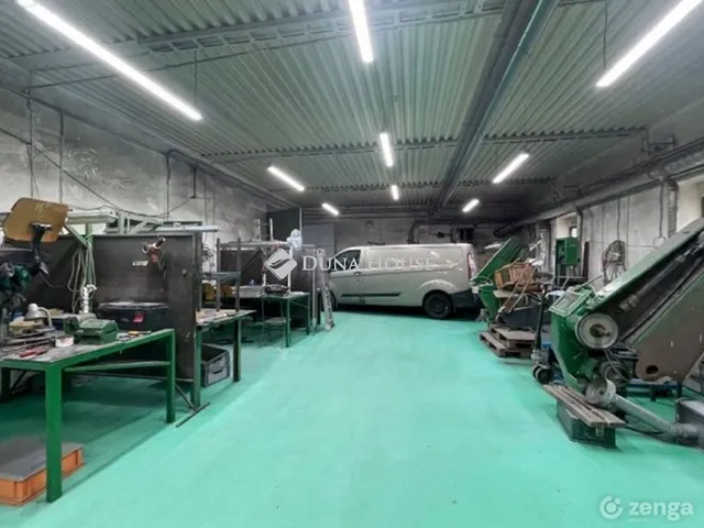 Eladó kereskedelmi és ipari ingatlan Vértesacsa 640 nm