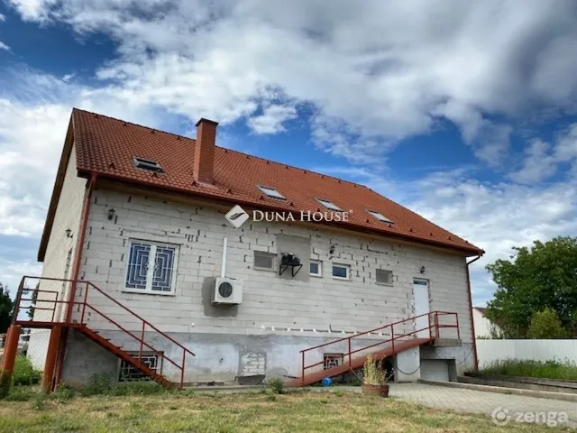 Eladó ház Bicske 672 nm