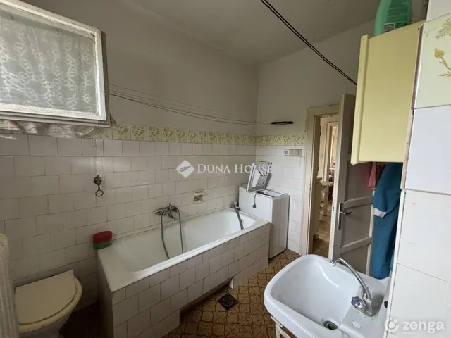 Eladó ház Süttő 94 nm