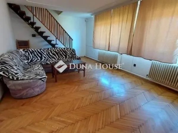 Eladó ház Komárom 200 nm