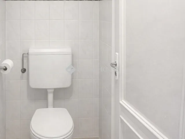 Eladó lakás Komárom 71 nm