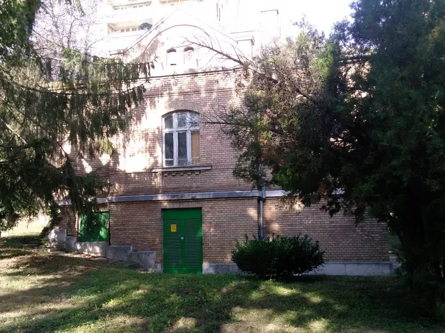 Kiadó kereskedelmi és ipari ingatlan Budapest II. kerület 150 nm