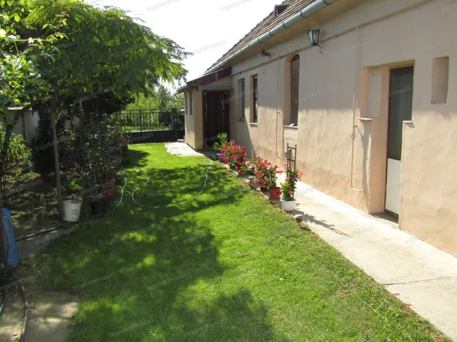 Eladó ház Uraiújfalu 84 nm