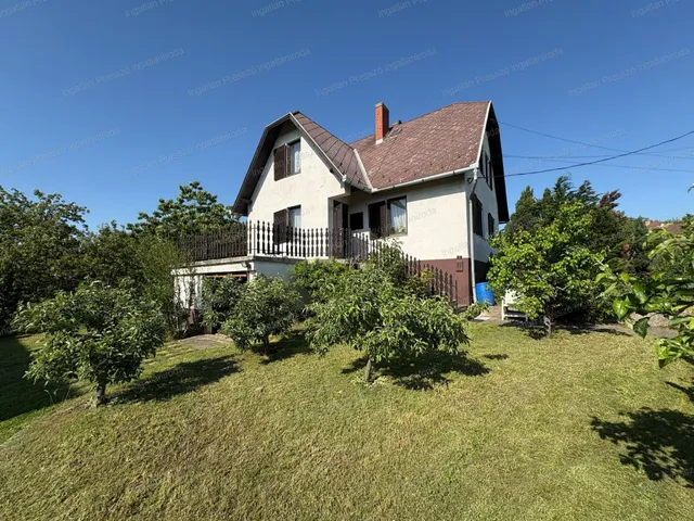 Eladó ház Sümeg 125 nm