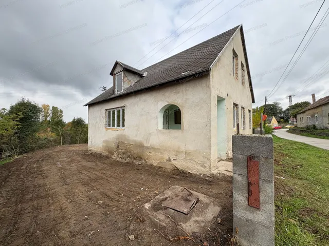 Eladó ház Jánosháza 156 nm