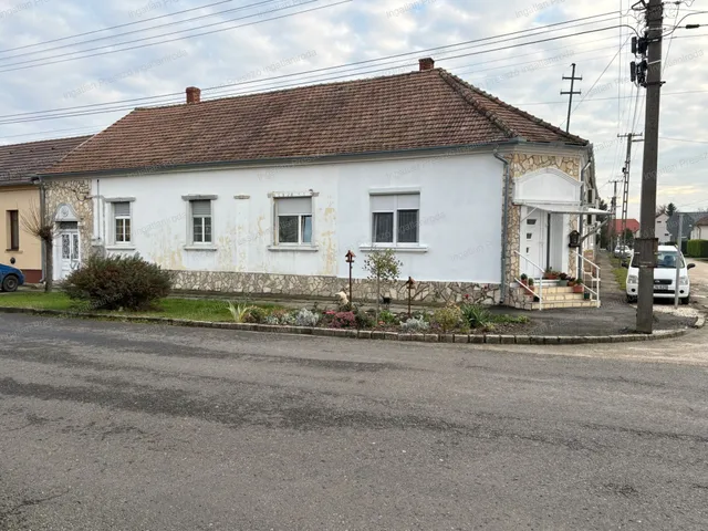 Eladó lakás Celldömölk 122 nm