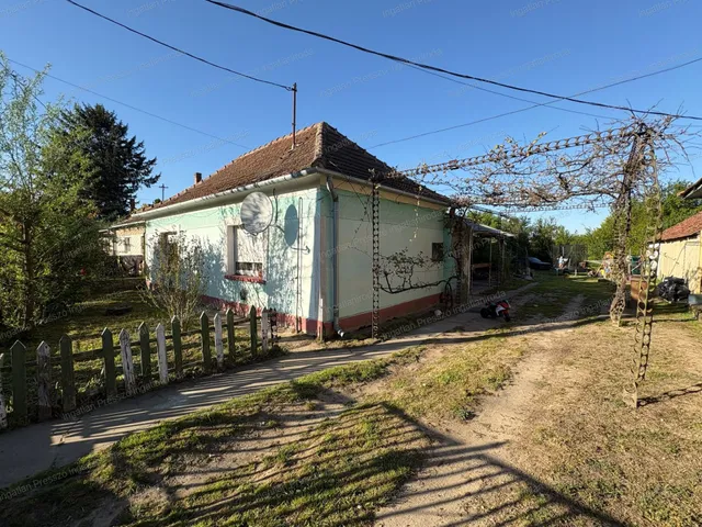 Eladó ház Dabronc 73 nm
