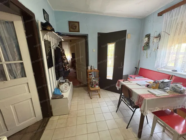Eladó ház Ukk 57 nm