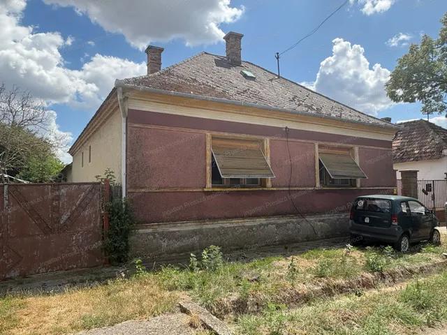Eladó ház Adorjánháza 80 nm