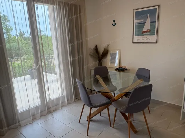 Eladó ház Révfülöp 120 nm
