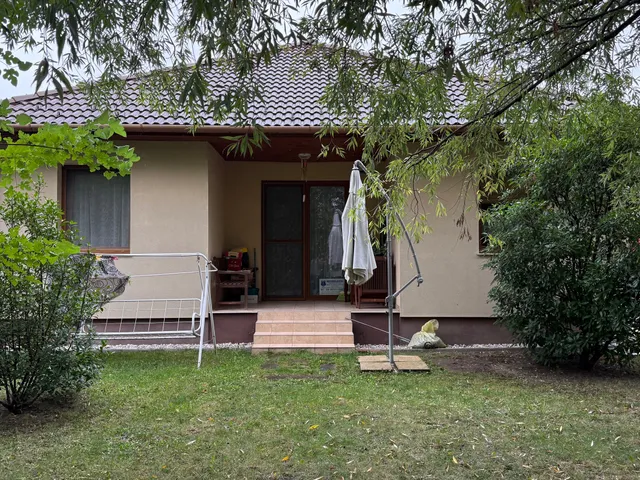 Eladó ház Győr, Győrszentiván 79 nm