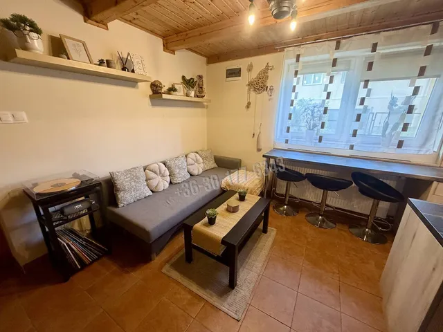 Eladó ház Környe, Temető köz 50 nm