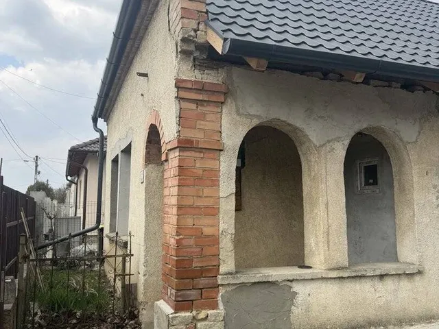 Eladó ház Kocs 98 nm