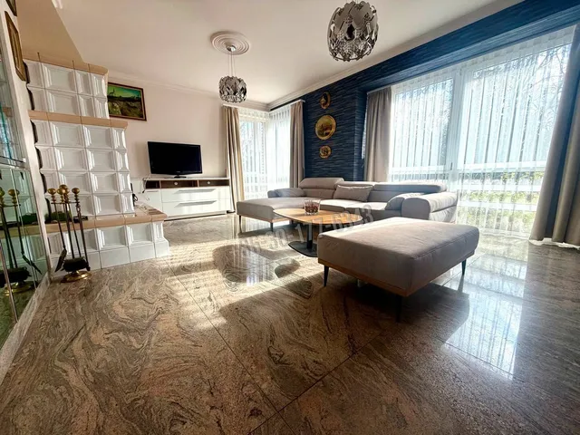 Eladó ház Tata, Kertváros 200 nm