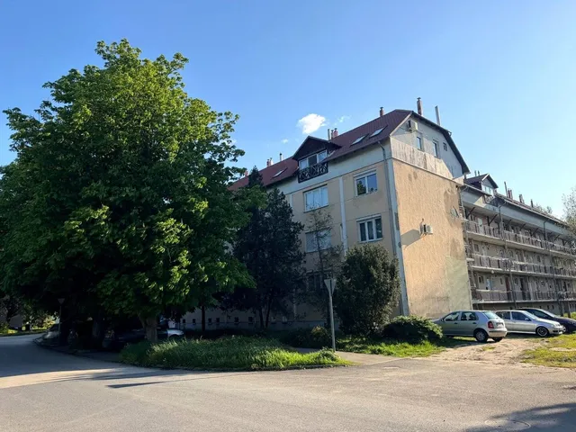 Kiadó lakás Tata 64 nm