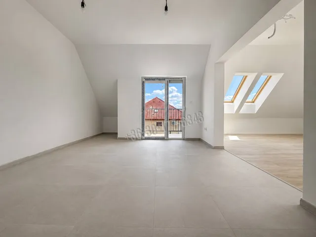 Eladó lakás Tatabánya, Kertváros 70 nm