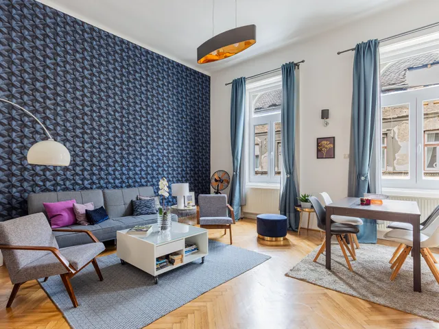 Eladó lakás Budapest VI. kerület 58 nm