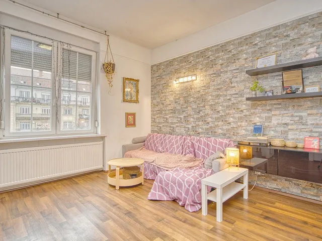 Eladó lakás Budapest XII. kerület, Németvölgy 75 nm