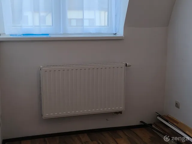 Eladó lakás Kapuvár, Városközpont, Belső utca 9 70 nm