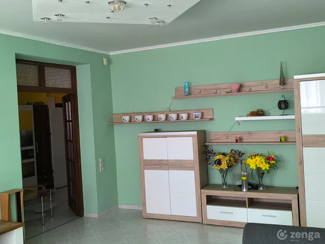 Eladó lakás Kapuvár, Városközpont 70 nm